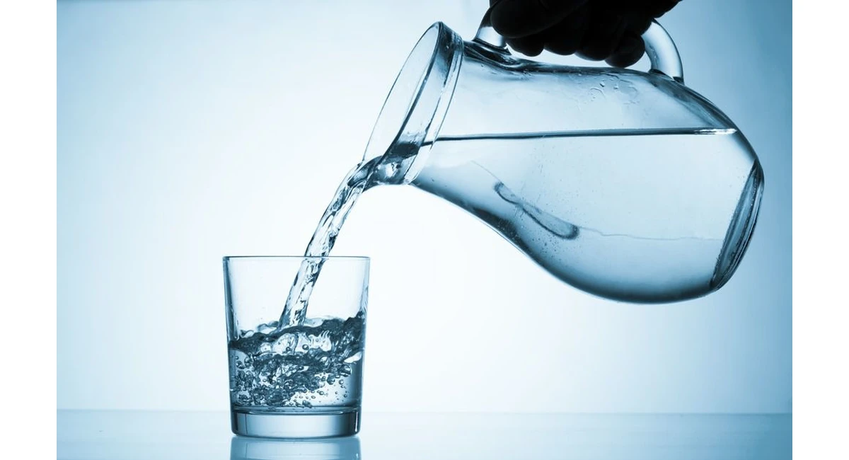 하루 에너지 흐름을 위한 수분 관리 전략